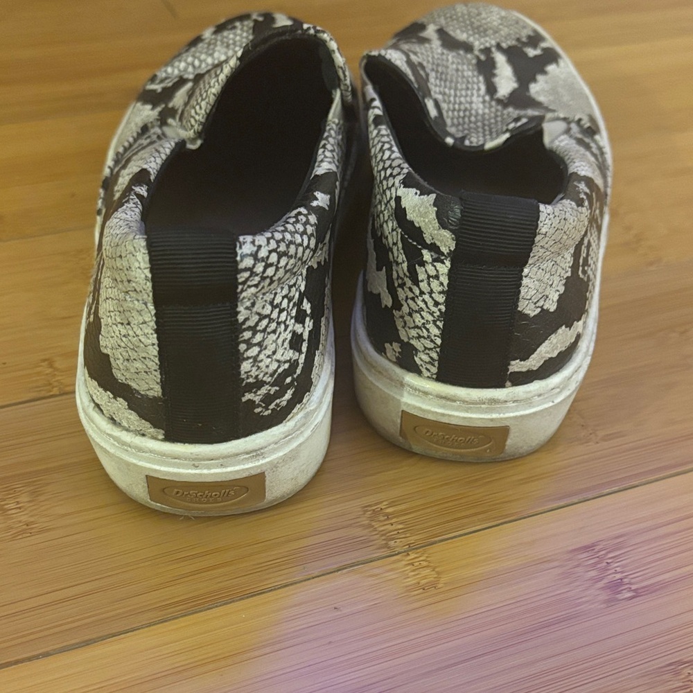 Dr. Scholl's Black and Gray Snakeskin Slip-On Sneakers - Picture 4 of 5